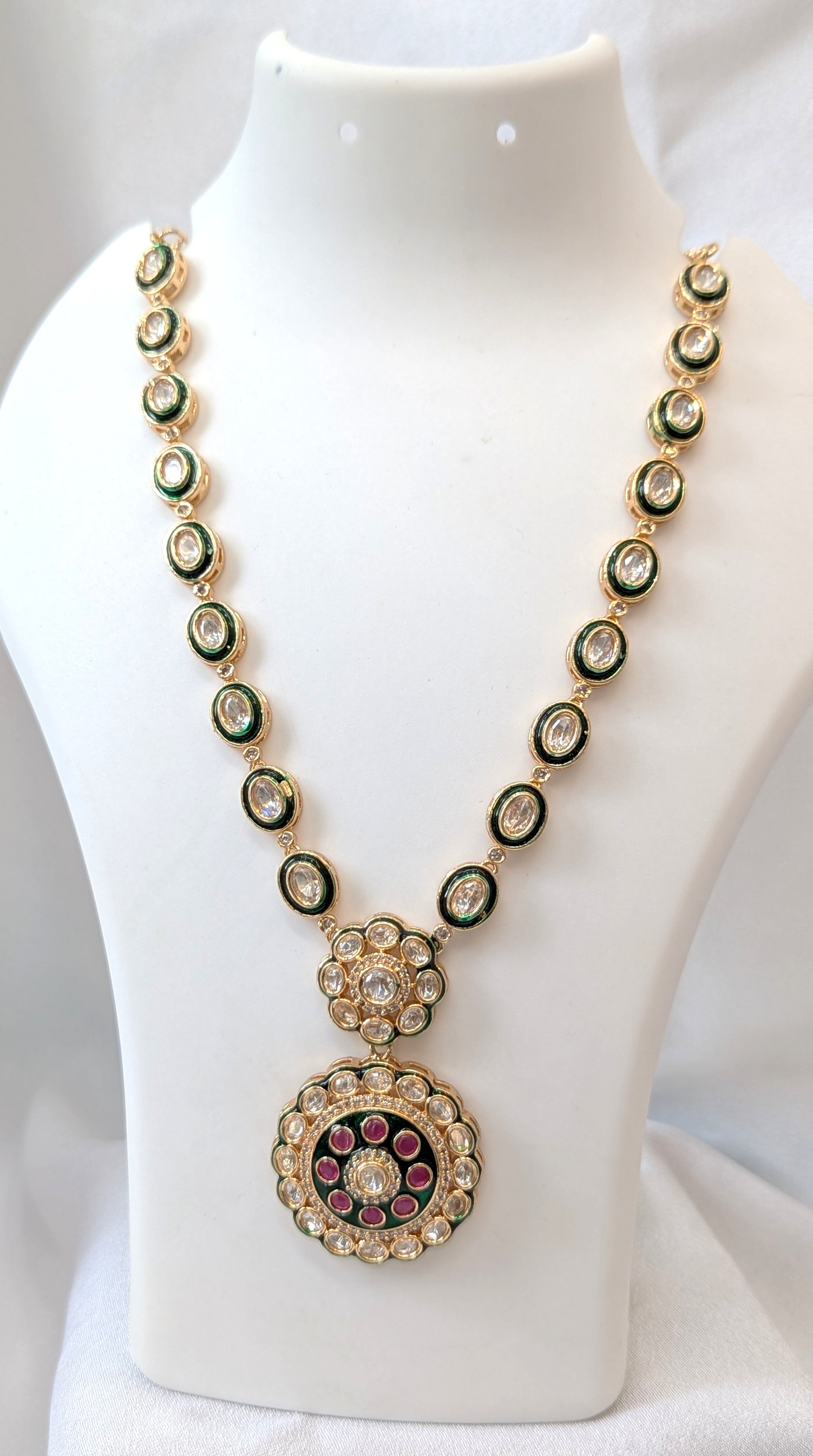 Kundan necklace