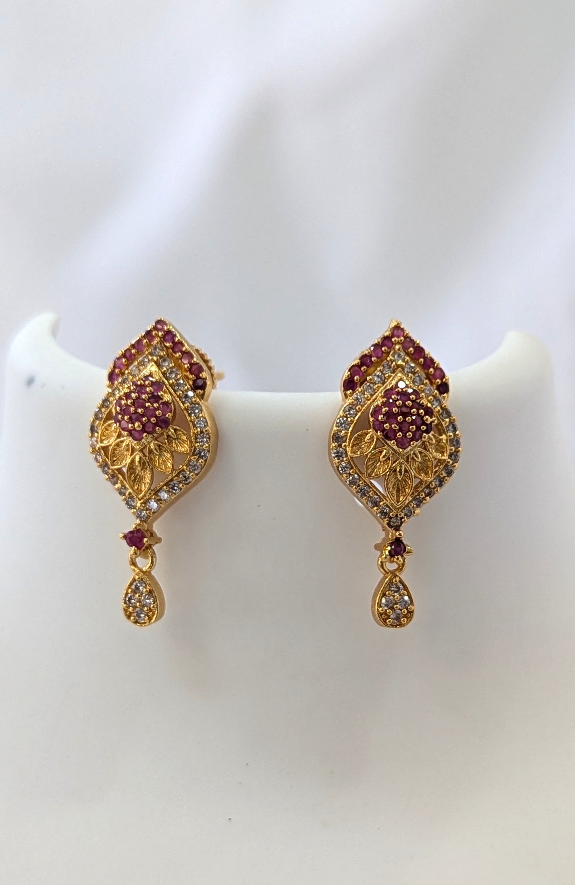 Micro forming necklace set