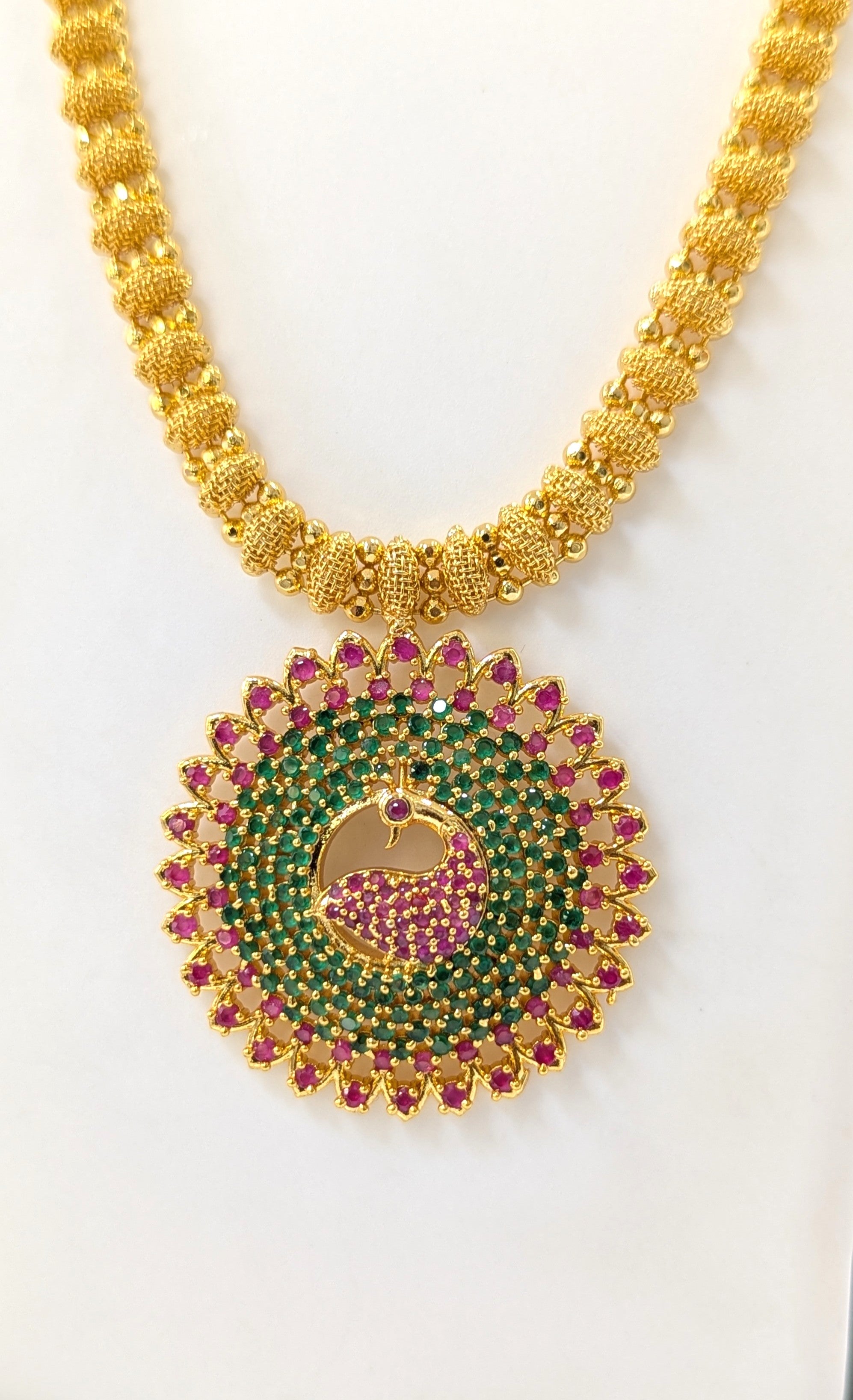 Micro forming necklace set