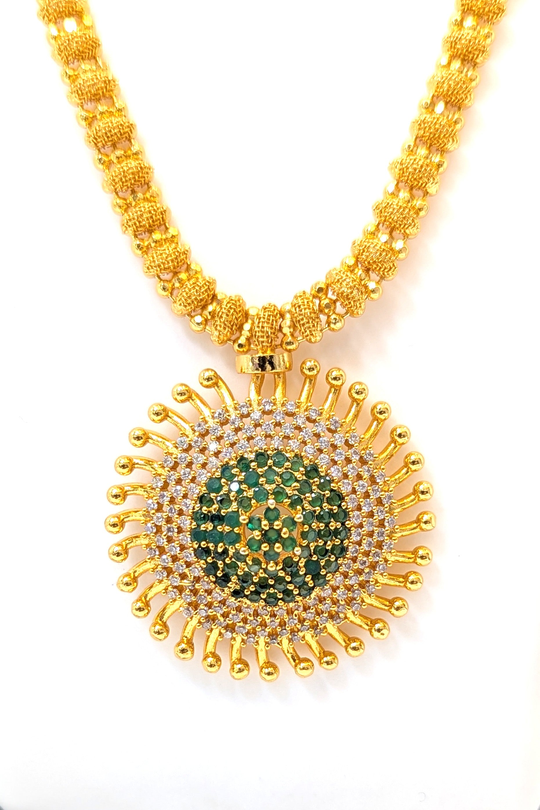 Micro forming necklace set