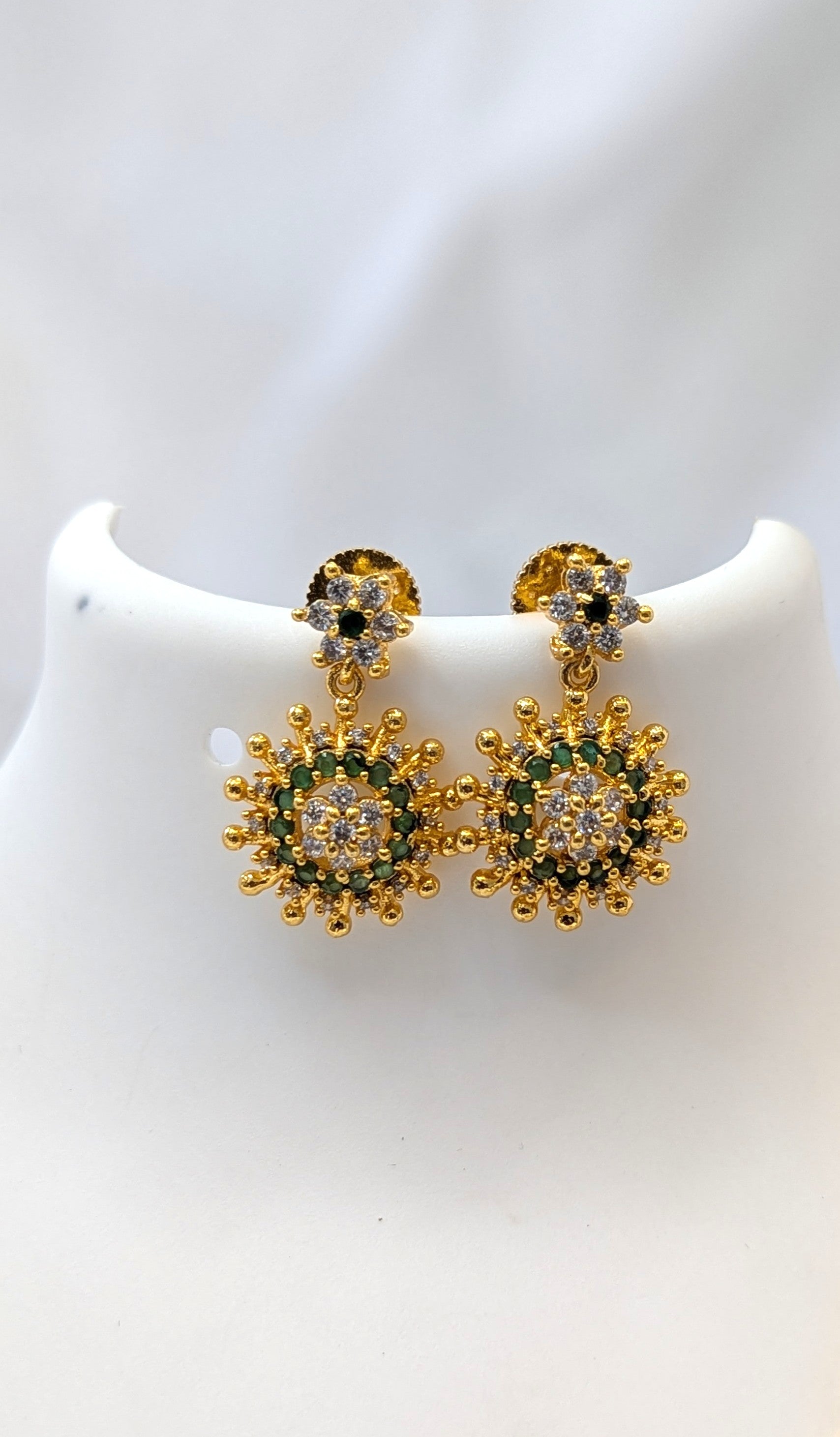 Micro forming necklace set