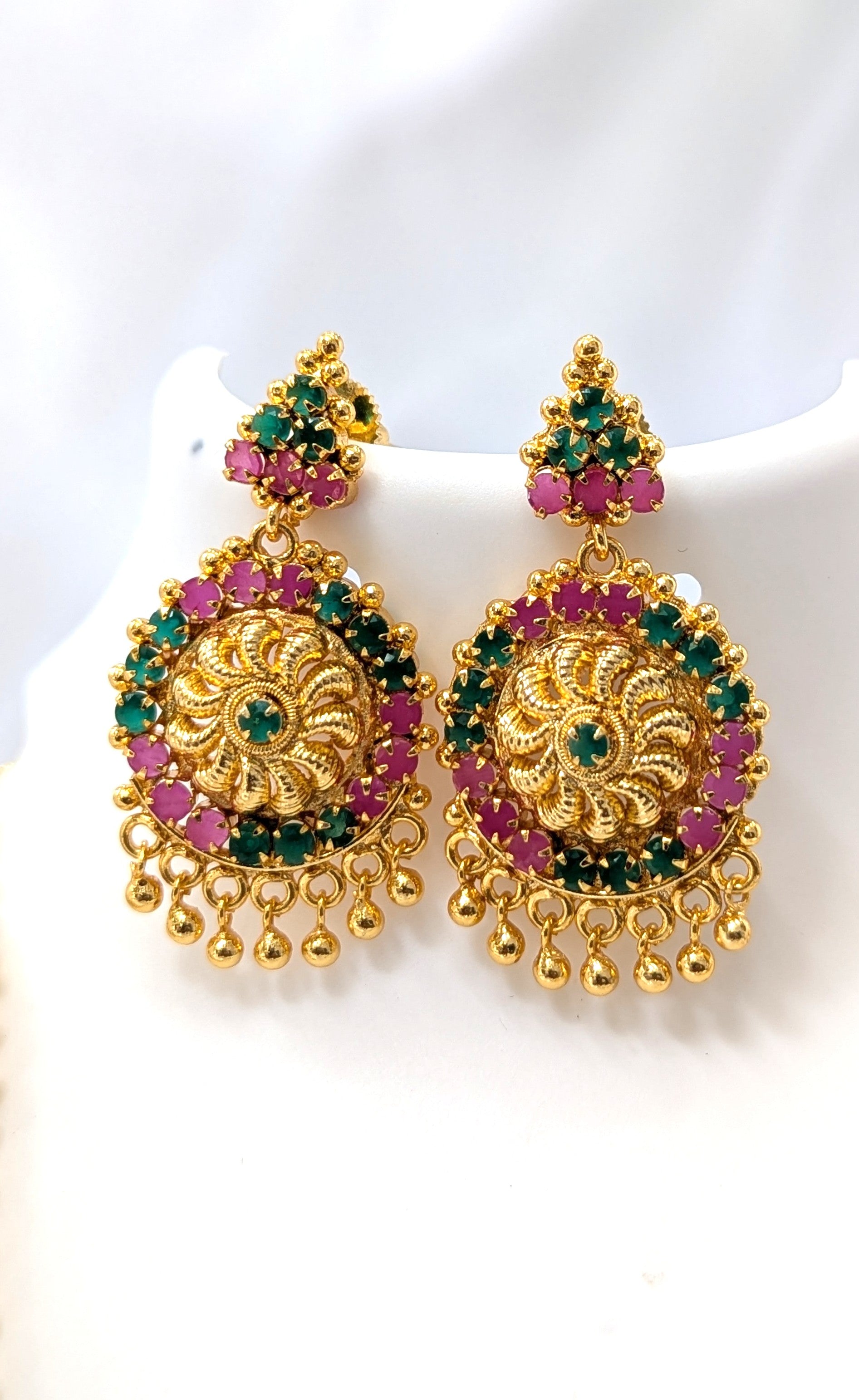 Micro forming necklace set