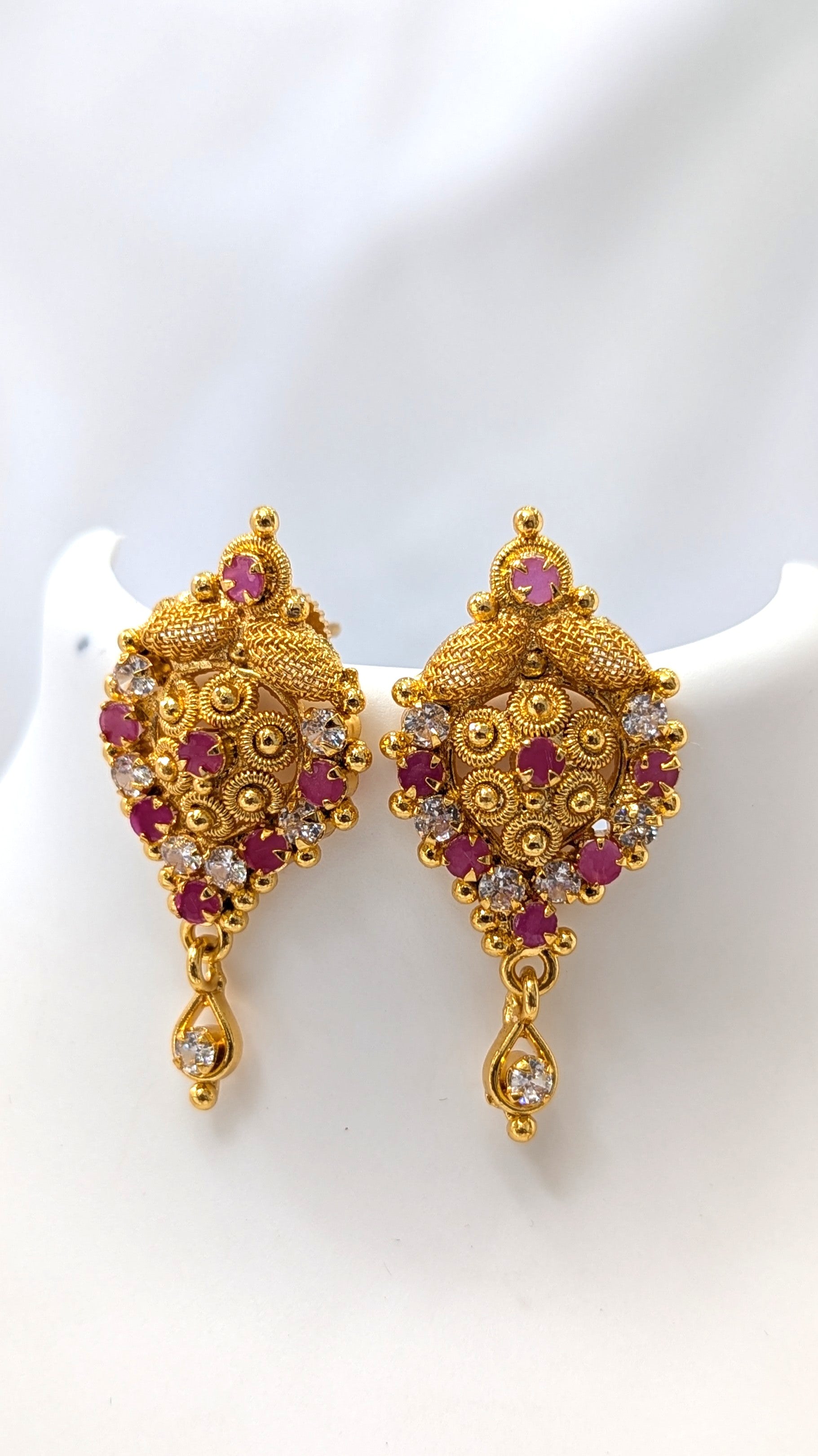 Micro forming necklace set