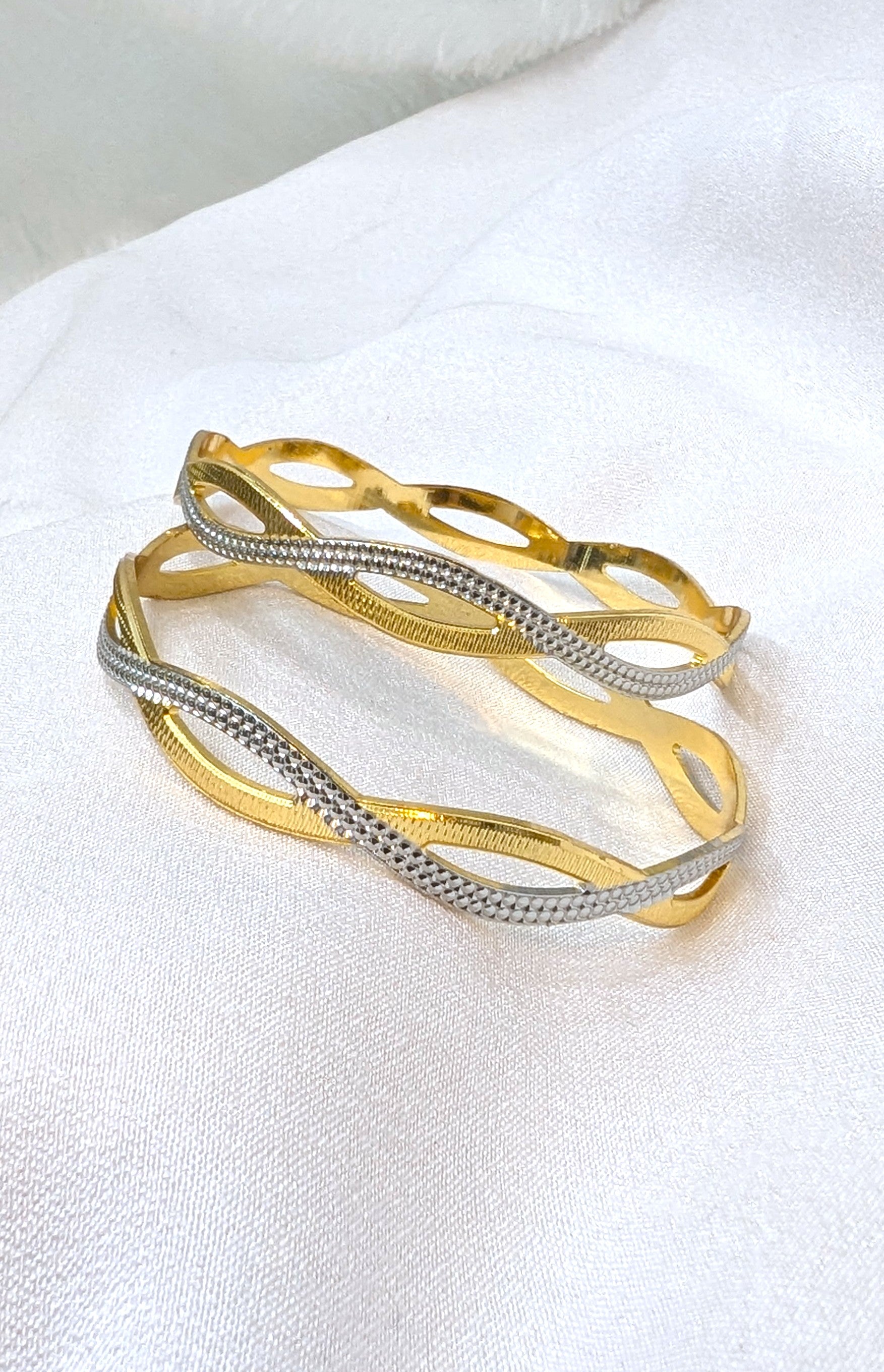 Cnc micro bangle