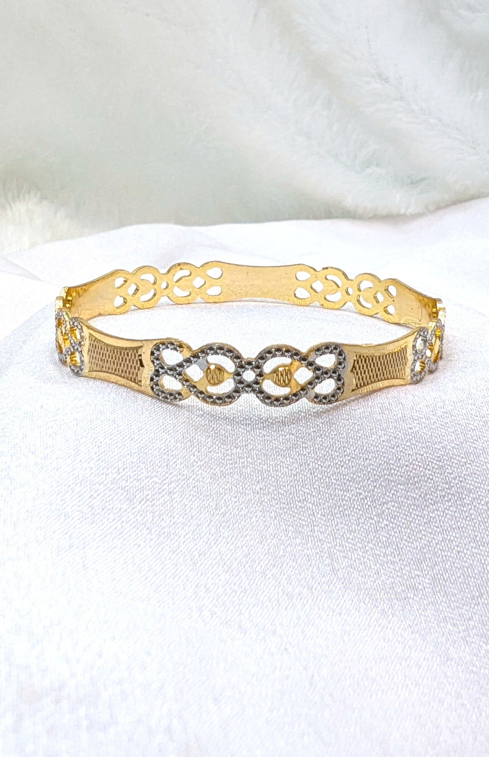 Cnc micro bangle