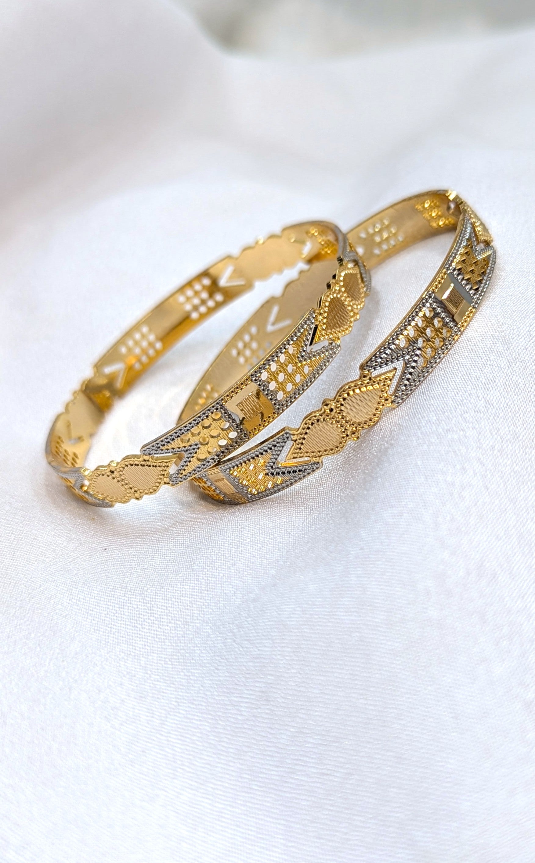 Cnc micro bangle