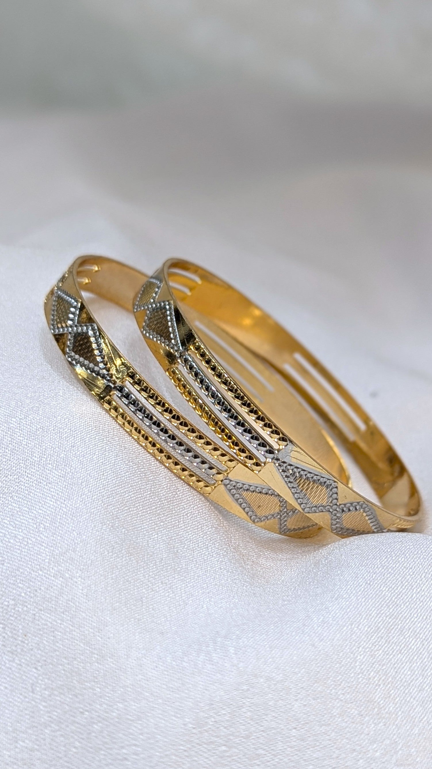 Cnc micro bangle