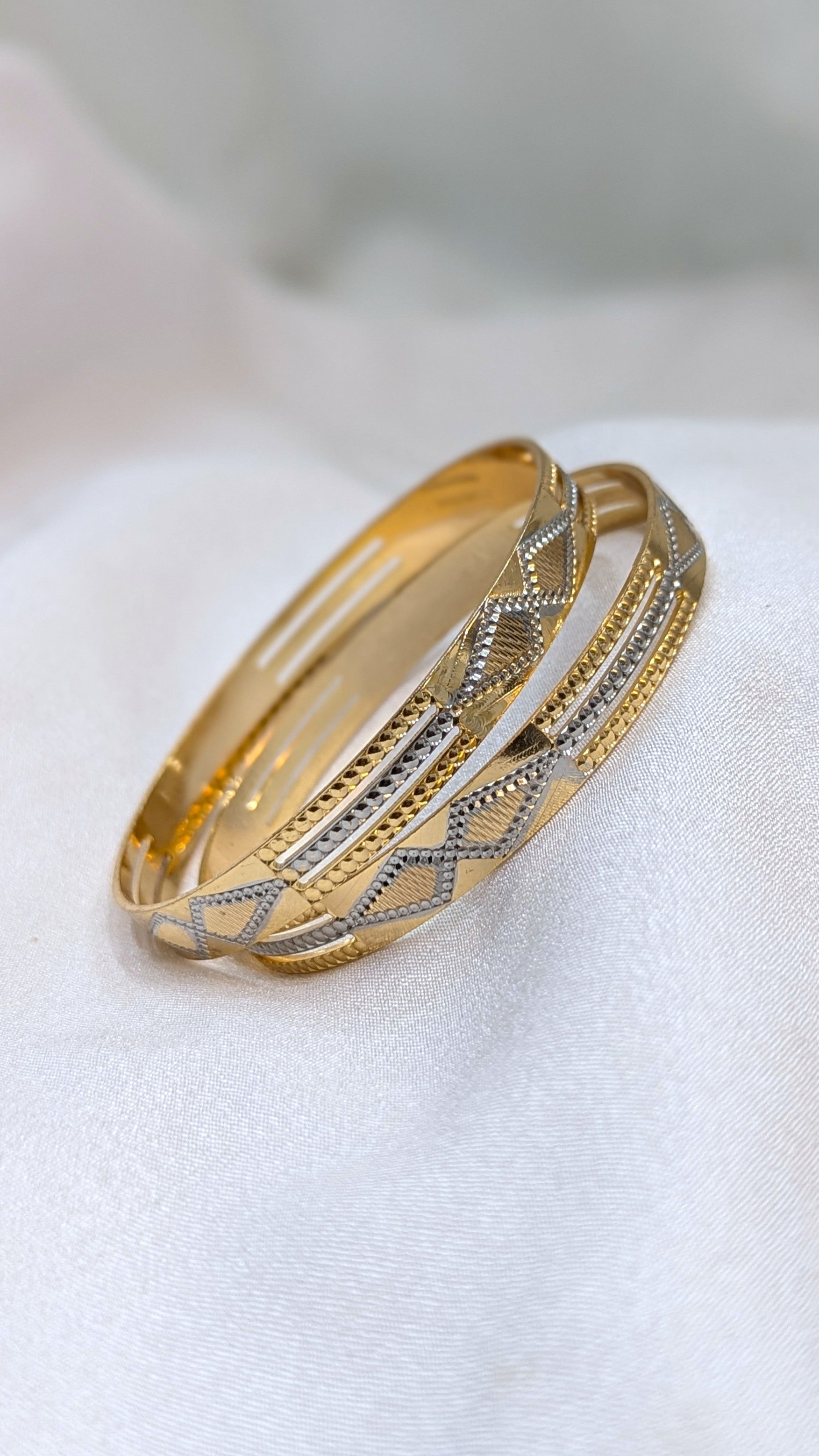 Cnc micro bangle