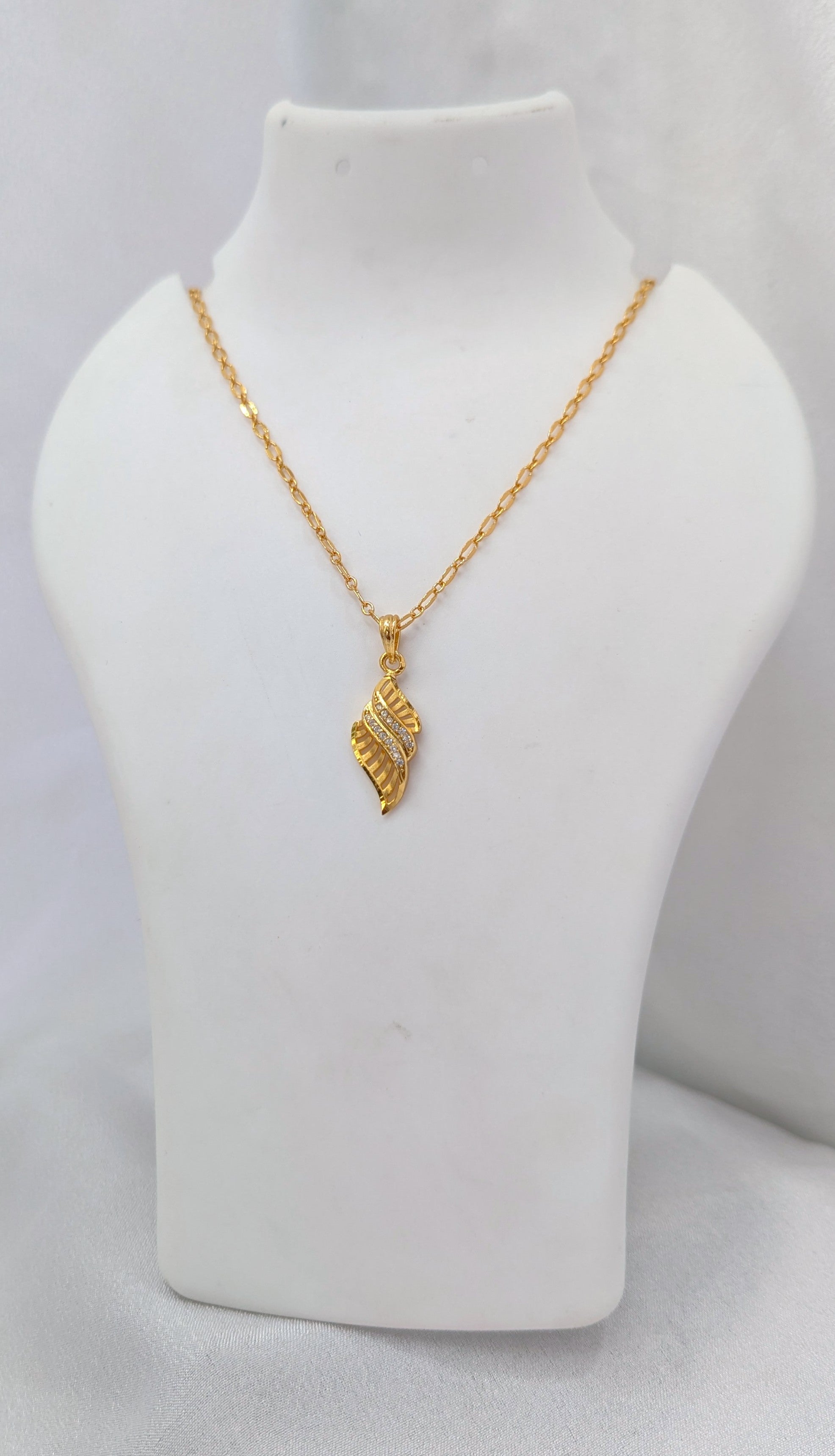 chain pendant