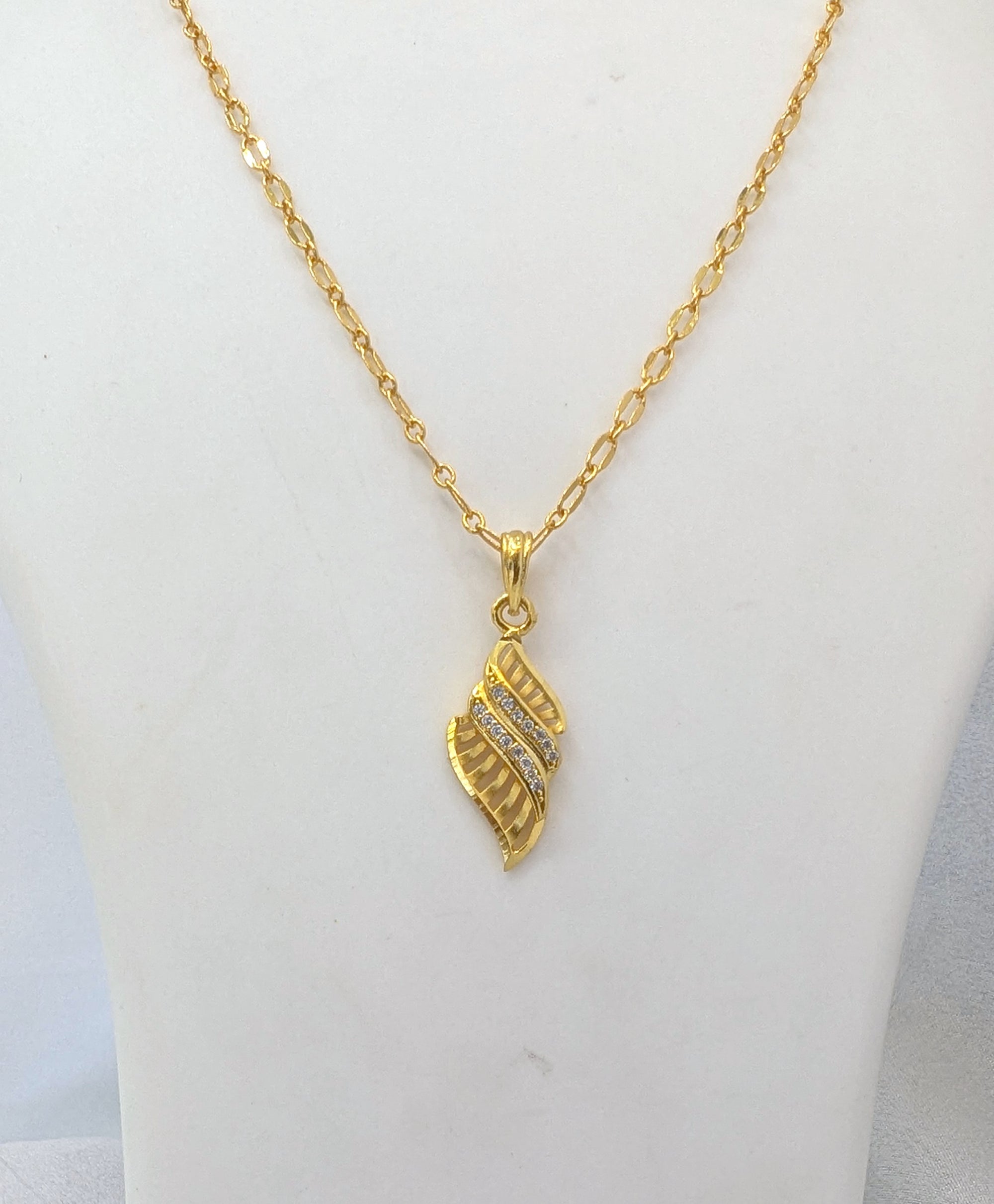 chain pendant