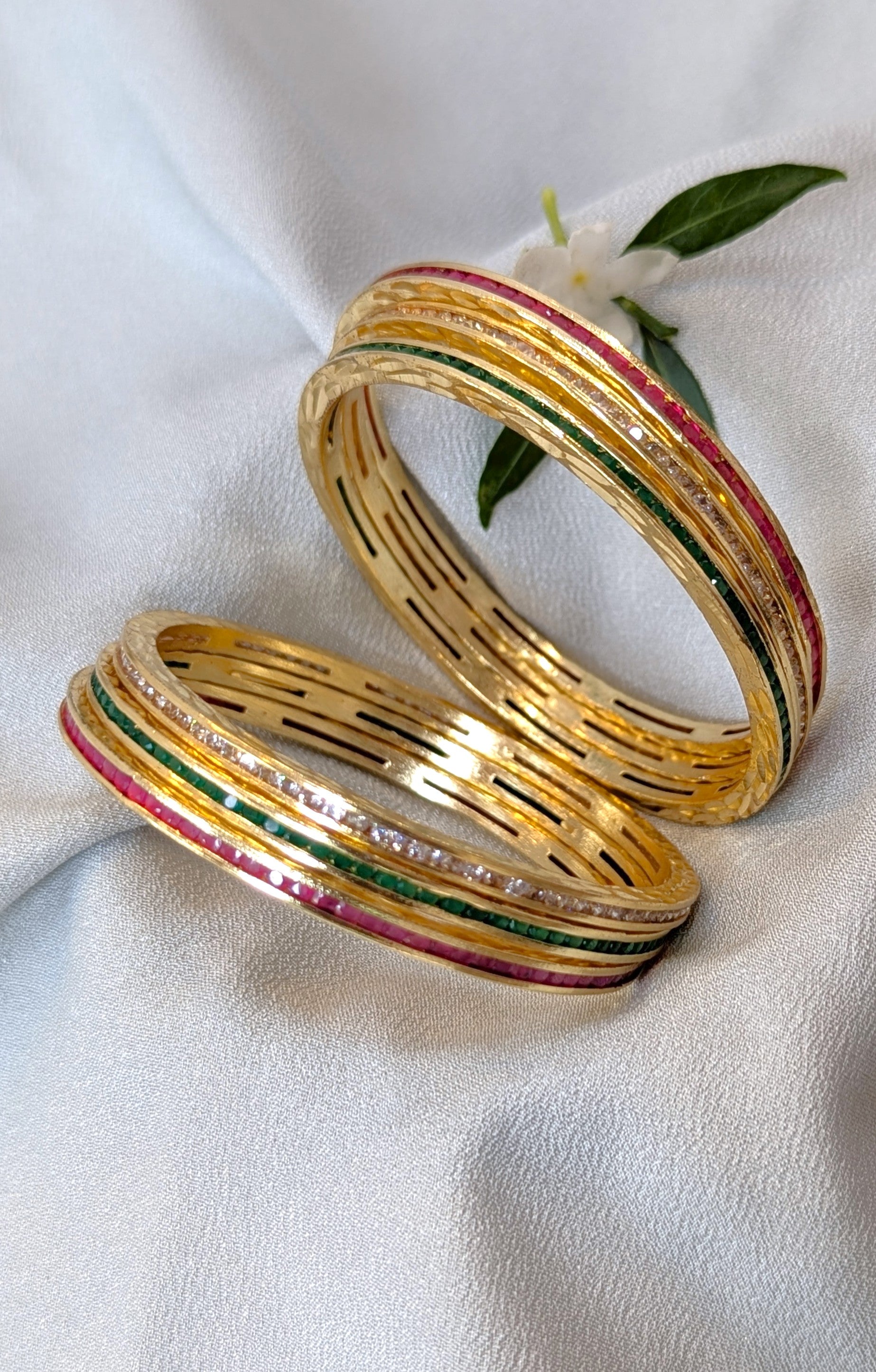 Micro bangles