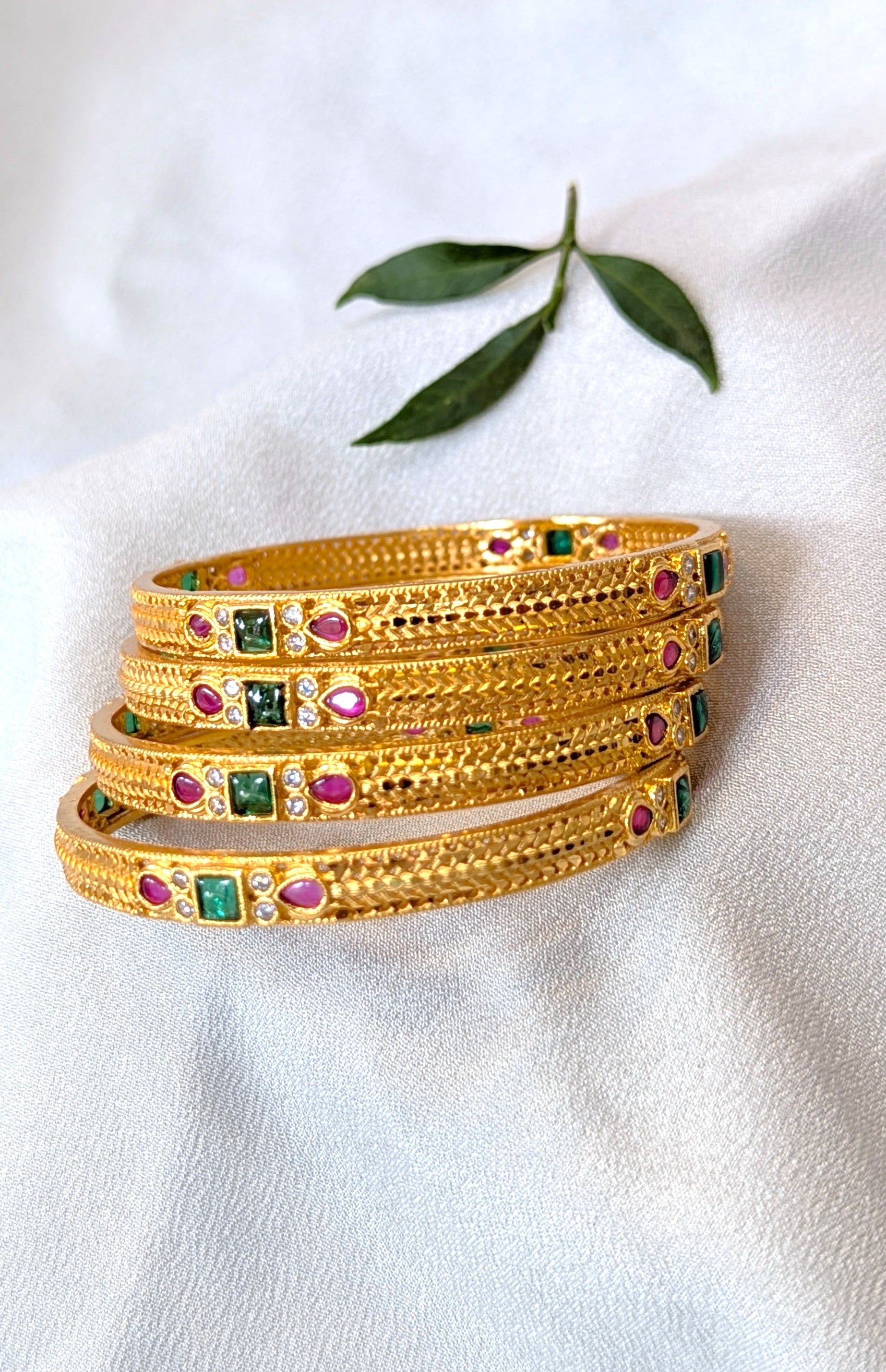 Micro bangles