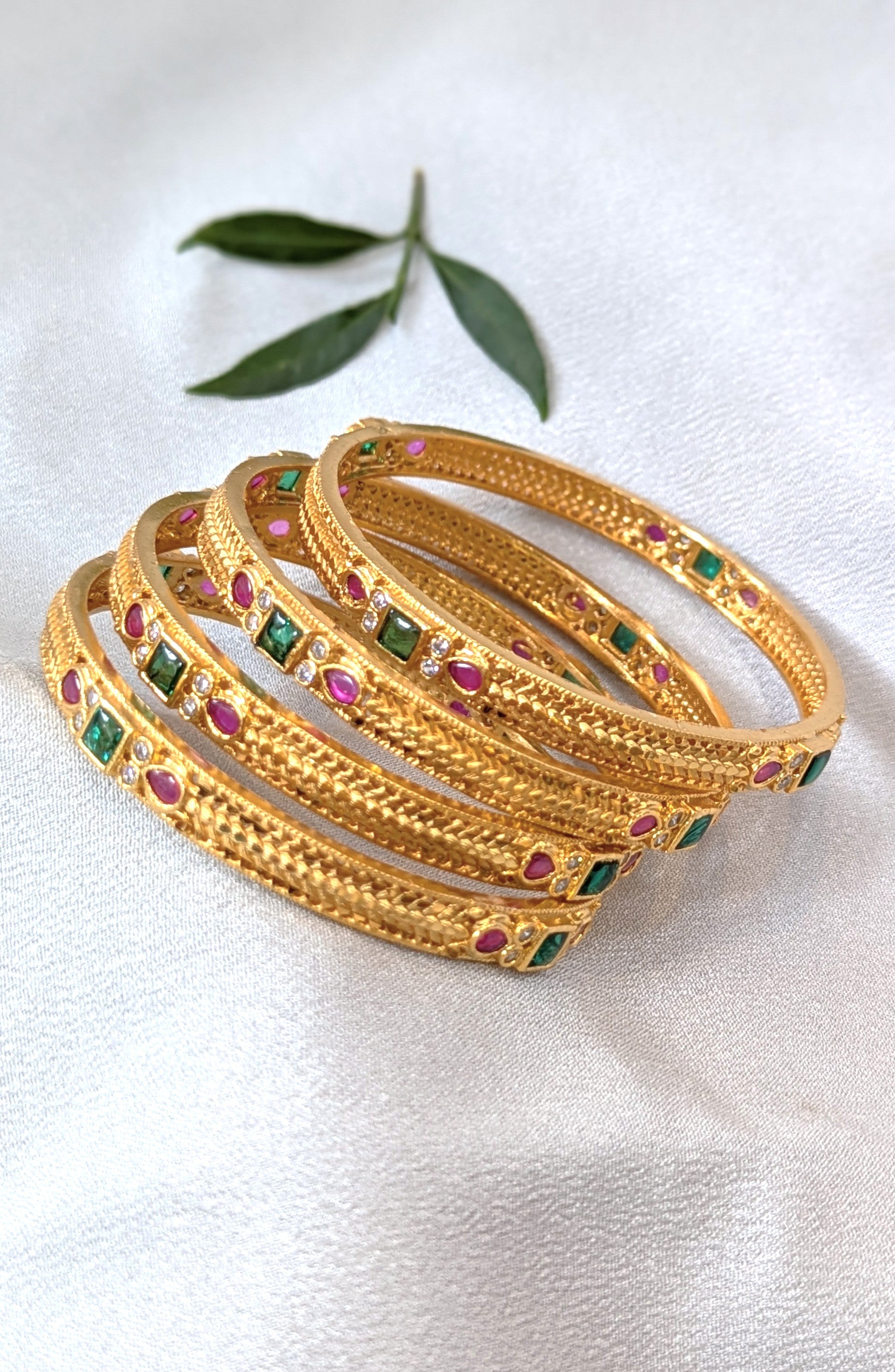 Micro bangles