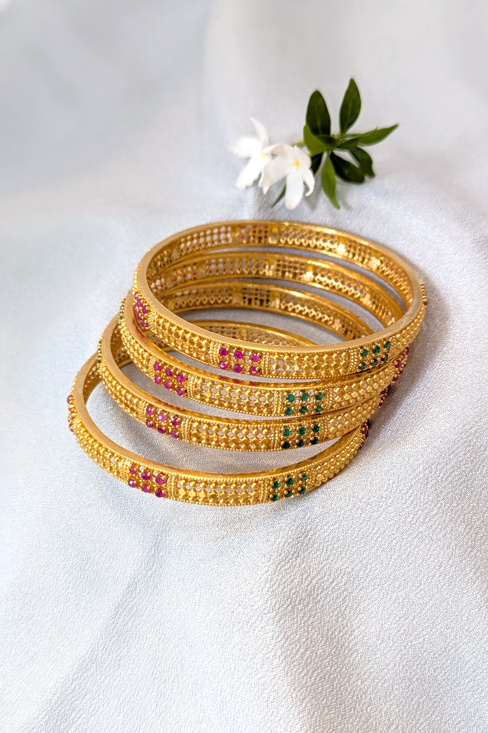 Micro bangles