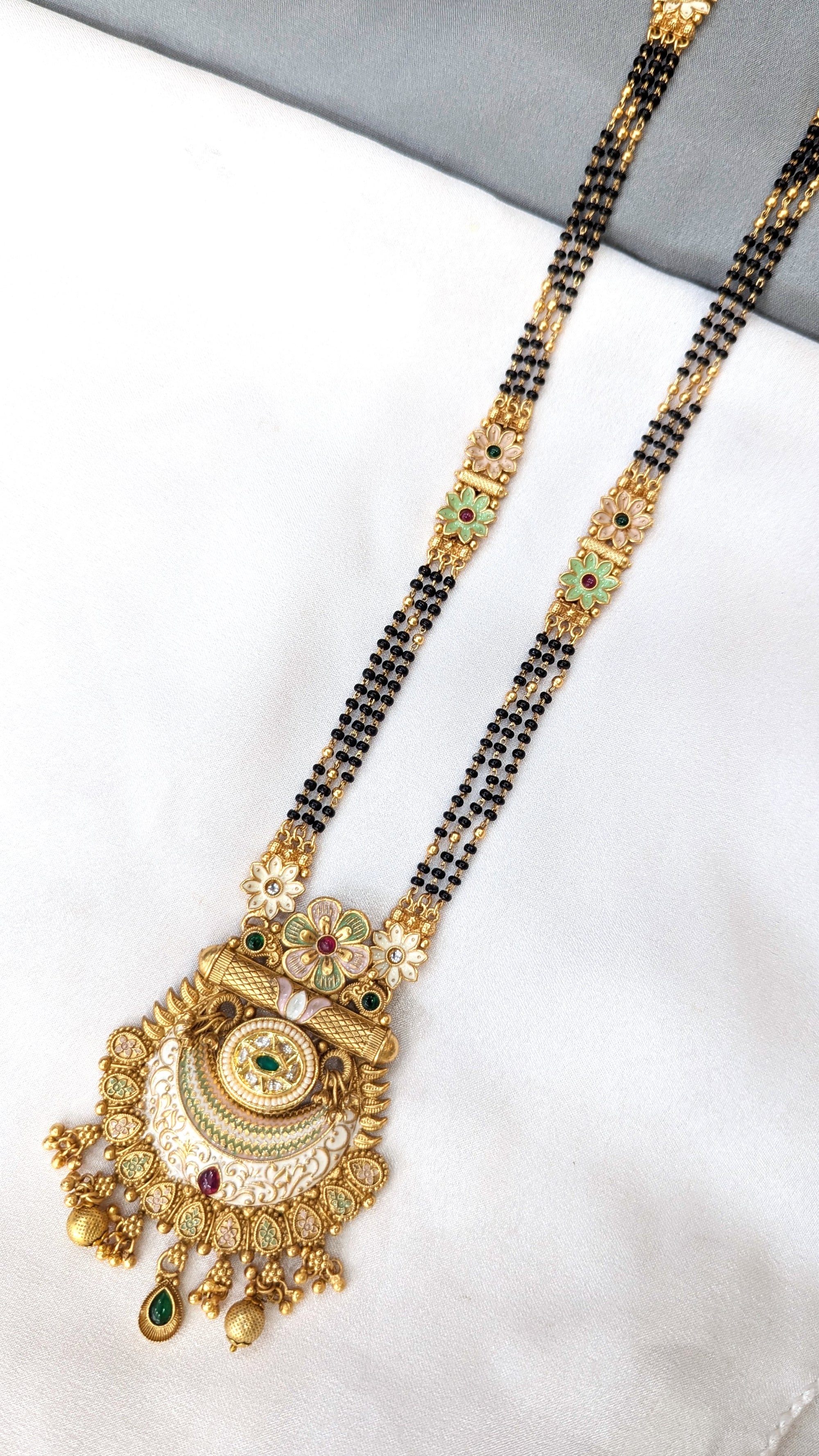 Rajwadi mangalsutra