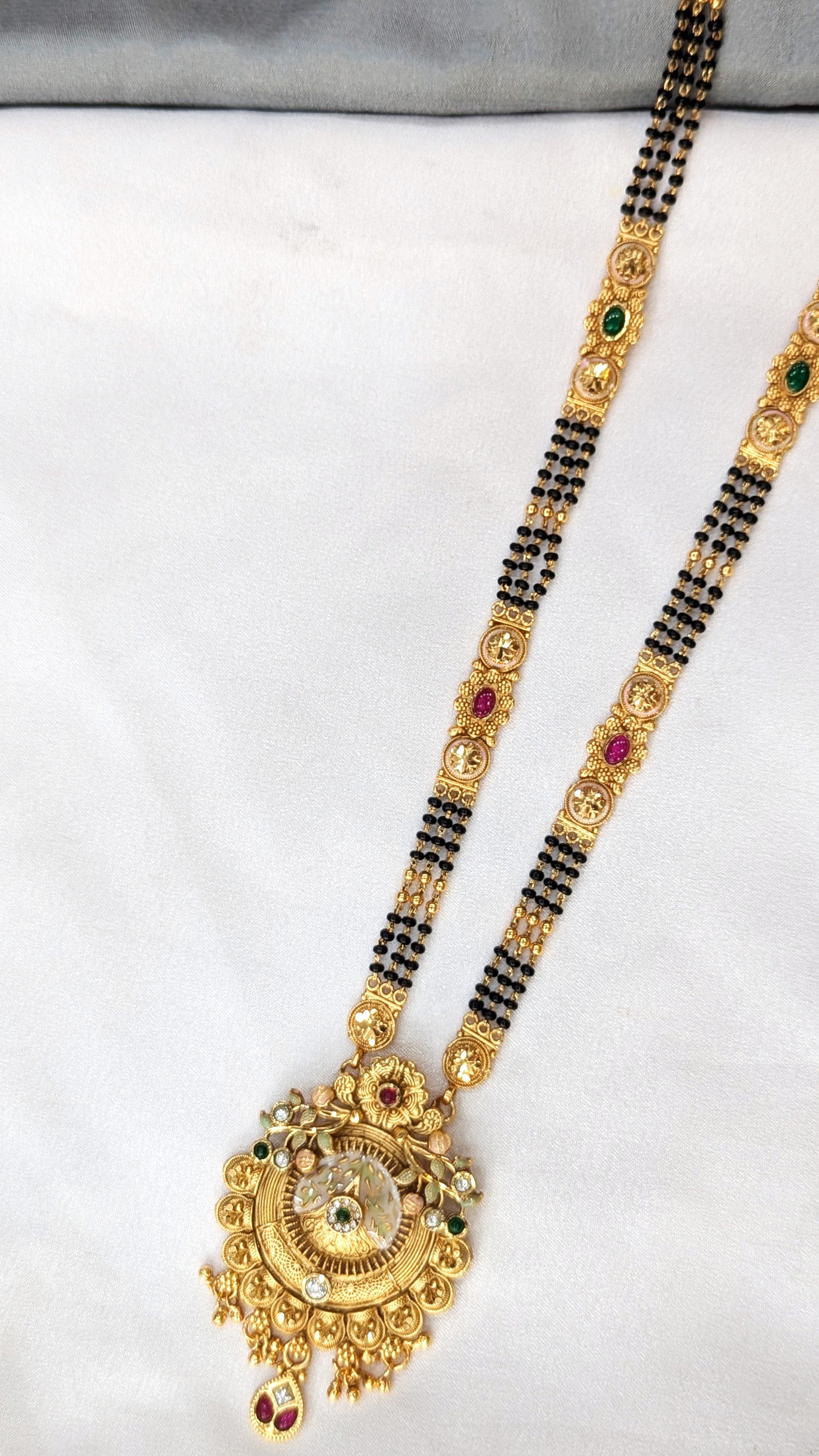 Rajwadi mangalsutra