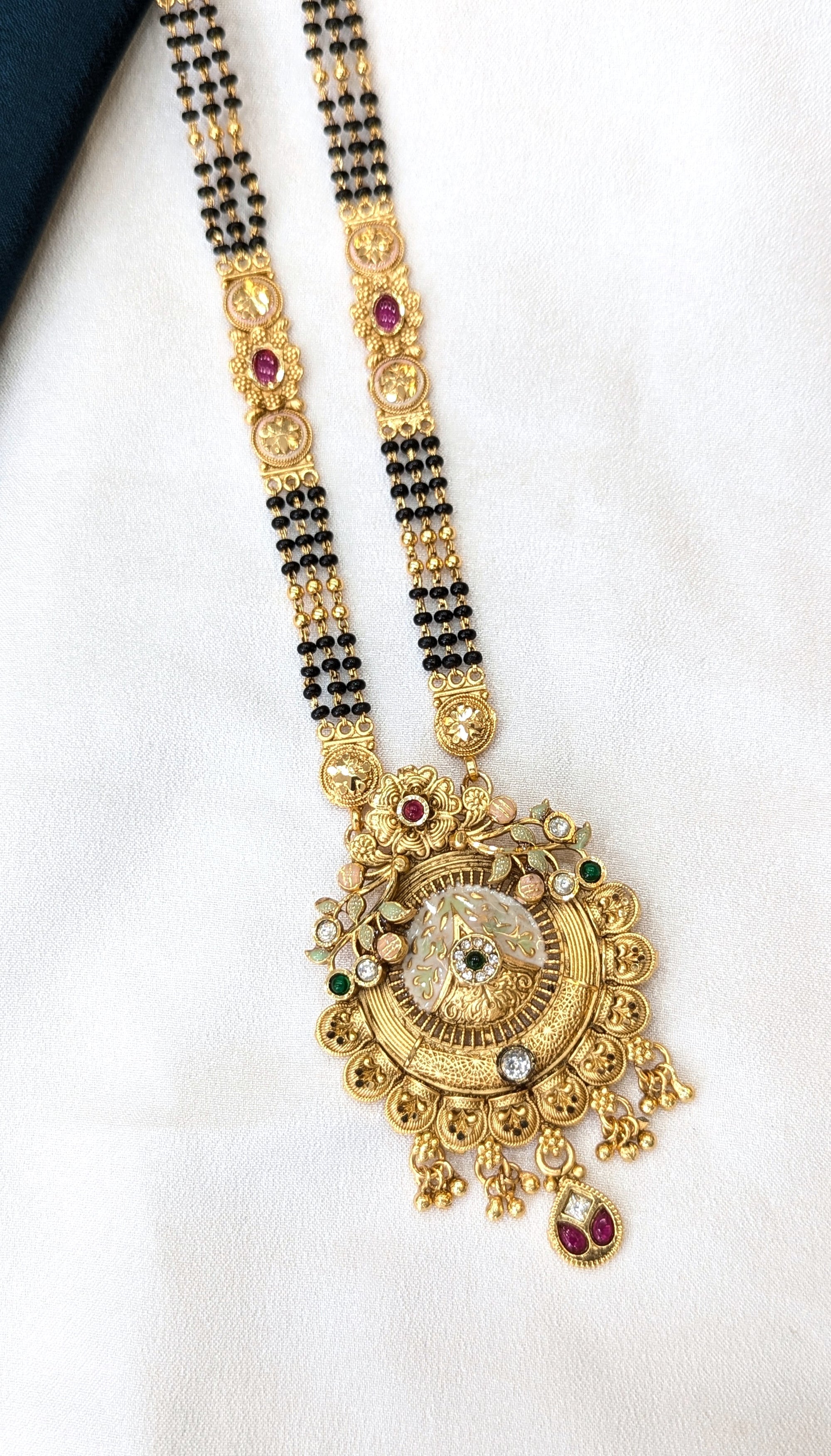 Rajwadi mangalsutra